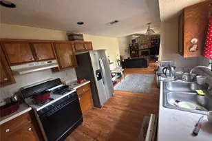 4801 Scarsdale Dr, Austin, TX 78744 - Photo 3