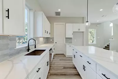 9402 Rain Mood Lane, Houston, TX 77080 - Photo 7