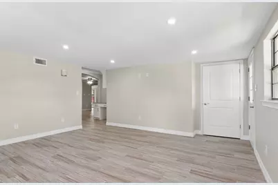 1534 Sterling Drive, Baytown, TX 77523 - Photo 11