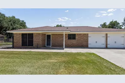 1534 Sterling Drive, Baytown, TX 77523 - Photo 1