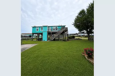 906 Moms Road, Port Bolivar, TX 77650 - Photo 3