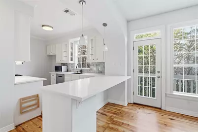 421 Harvard Street #E, Houston, TX 77007 - Photo 9