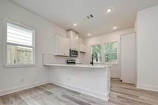 8405 Schneider St, Houston, TX 77093 - Photo 29