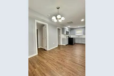 140 W Marion, Clute, TX 77531 - Photo 9