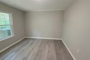 109 Handball Ct, Holiday Lakes, TX 77515 - Photo 19