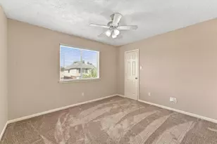 11123 Blue Feather Dr, Houston, TX 77064 - Photo 27