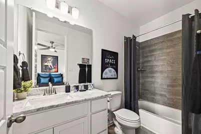 13610 Lago Vista Drive, Iowa Colony, TX 77583 - Photo 35