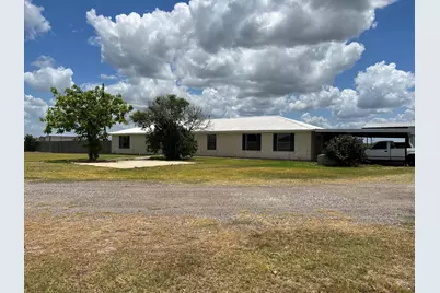 918 Fairway Drive, Navasota, TX 77868 - Photo 1