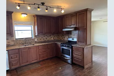 918 Fairway Drive, Navasota, TX 77868 - Photo 5