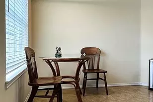 2735 S Peach Hollow Cir, Pearland, TX 77584 - Photo 15