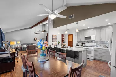 2222 57th Street, Galveston, TX 77551 - Photo 9