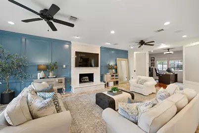 835 W 43rd Street, Houston, TX 77018 - Photo 5
