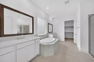 2204 Lila Sky Ln, Friendswood, TX 77546 - Photo 13