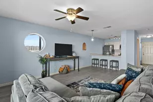 7600 Seawall Blvd, Galveston, TX 77551 - Photo 5