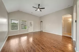 27538 Rebecca Field Ln, Spring, TX 77386 - Photo 17