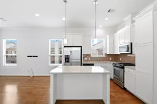8239 Cambridge St, Houston, TX 77054 - Photo 9