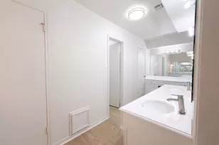 4042 Greenbriar Dr, Missouri City, TX 77459 - Photo 11