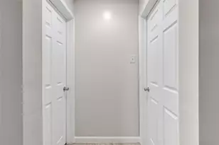 1607 Welch St, Houston, TX 77006 - Photo 17