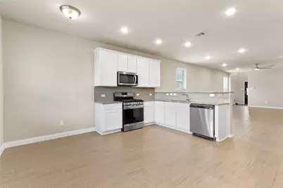 7447 French Quarter Court, Fulshear, TX 77441 - Photo 5