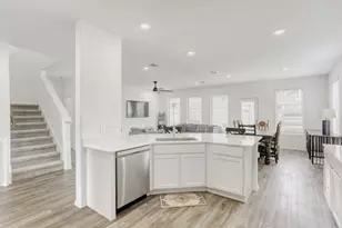 202 Augustine Wy, Magnolia, TX 77354 - Photo 9