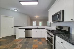 18214 Arbormont Dr, Cypress, TX 77429 - Photo 9