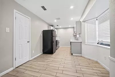 8430 Gallahad Street, Houston, TX 77078 - Photo 17