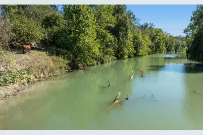 5201 US Highway 90A West, Gonzales, TX 78629 - Photo 11