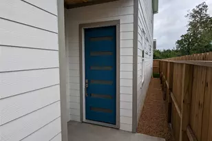 4915 Fisk St, Houston, TX 77009 - Photo 3