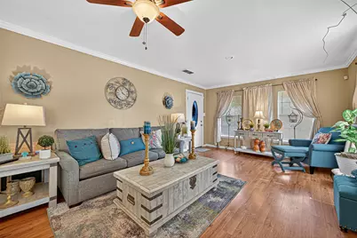 4106 Ursuline Street, Galveston, TX 77550 - Photo 9