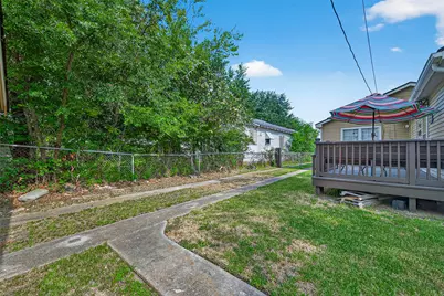 4106 Ursuline Street, Galveston, TX 77550 - Photo 37