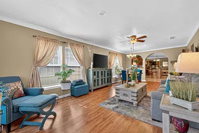 4106 Ursuline Street, Galveston, TX 77550 - Photo 7