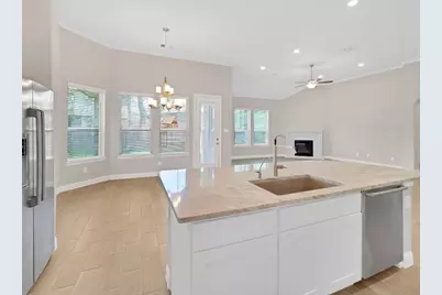 18851 Collins View Drive, New Caney, TX 77357 - Photo 5