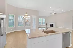 18851 Collins View Dr, New Caney, TX 77357 - Photo 5