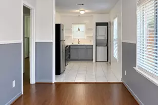 2303 Blodgett St, Houston, TX 77004 - Photo 1