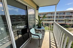 6300 Seawall Blvd, Galveston, TX 77551 - Photo 15