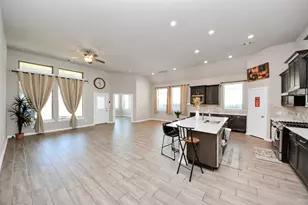 13021 Ocean Breeze Ln Ln, La Marque, TX 77568 - Photo 11