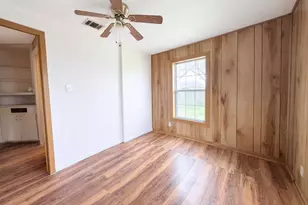 2412 28th Ave N, Texas City, TX 77590 - Photo 9