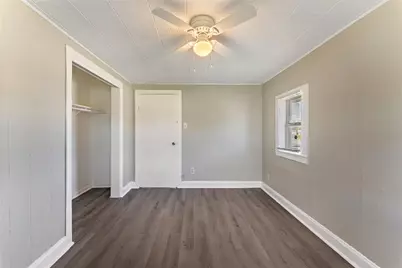 311 9th Street N, Texas City, TX 77590 - Photo 5