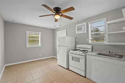 311 9th Street N, Texas City, TX 77590 - Photo 21