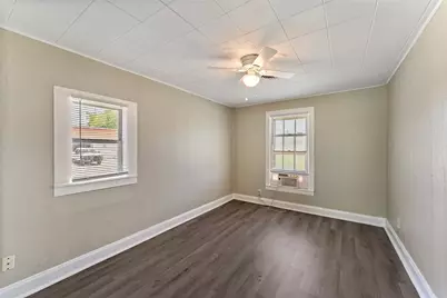 311 9th Street N, Texas City, TX 77590 - Photo 9