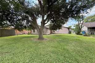 1818 W 11th St, Freeport, TX 77541 - Photo 15
