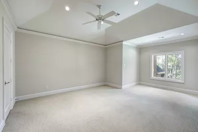 15 Sandalwood Drive, Houston, TX 77024 - Photo 31