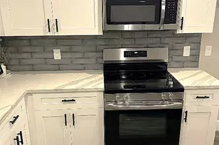 19106 Sears Dr, Houston, TX 77338 - Photo 9