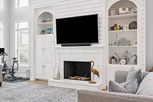 1335 Tiki Dr, Tiki Island, TX 77554 - Photo 11