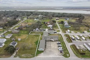 3527 Fm 523 Rd, Oyster Creek, TX 77541 - Photo 25