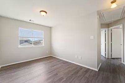 1705 Nichole Woods Drive, Houston, TX 77047 - Photo 9