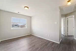 1705 Nichole Woods Dr, Houston, TX 77047 - Photo 9