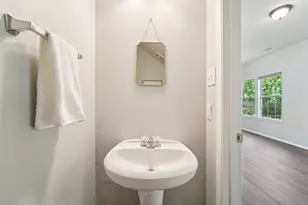 1705 Nichole Woods Dr, Houston, TX 77047 - Photo 11