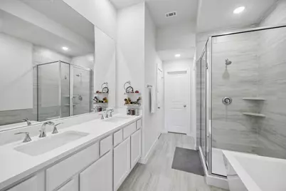 2624 Woodforest Parkway N, Montgomery, TX 77316 - Photo 19