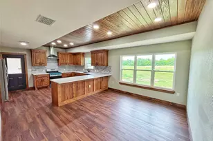 1116 N Olive St, Grapeland, TX 75844 - Photo 3